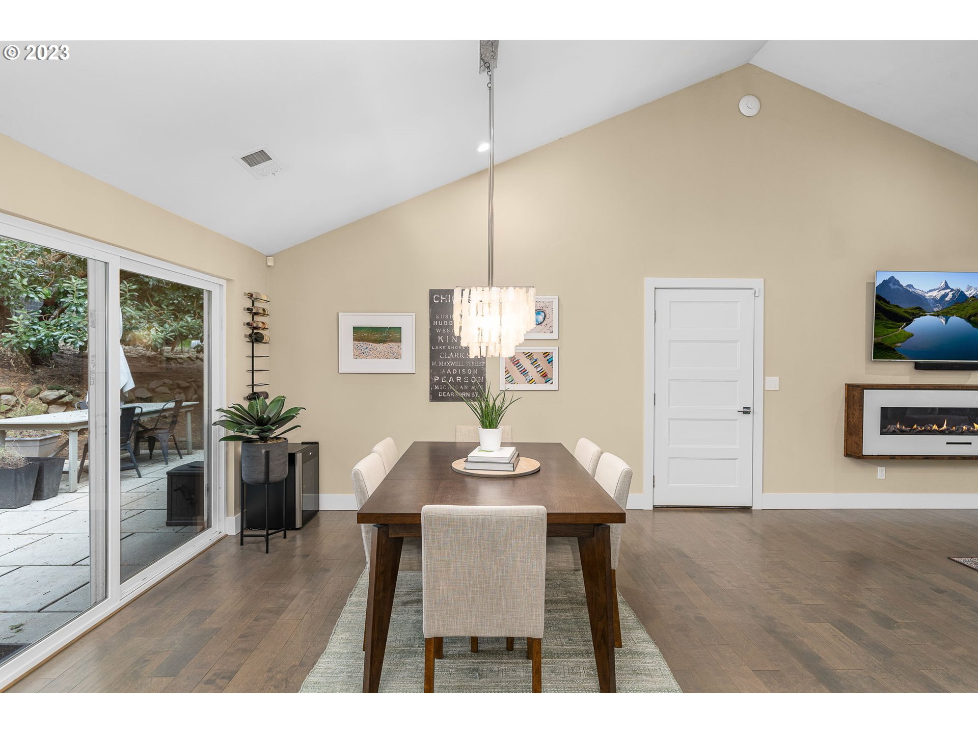3195 Edgemont Road Lake Oswego, OR 97034 - Photo 8 of 32 Gallery Image 8