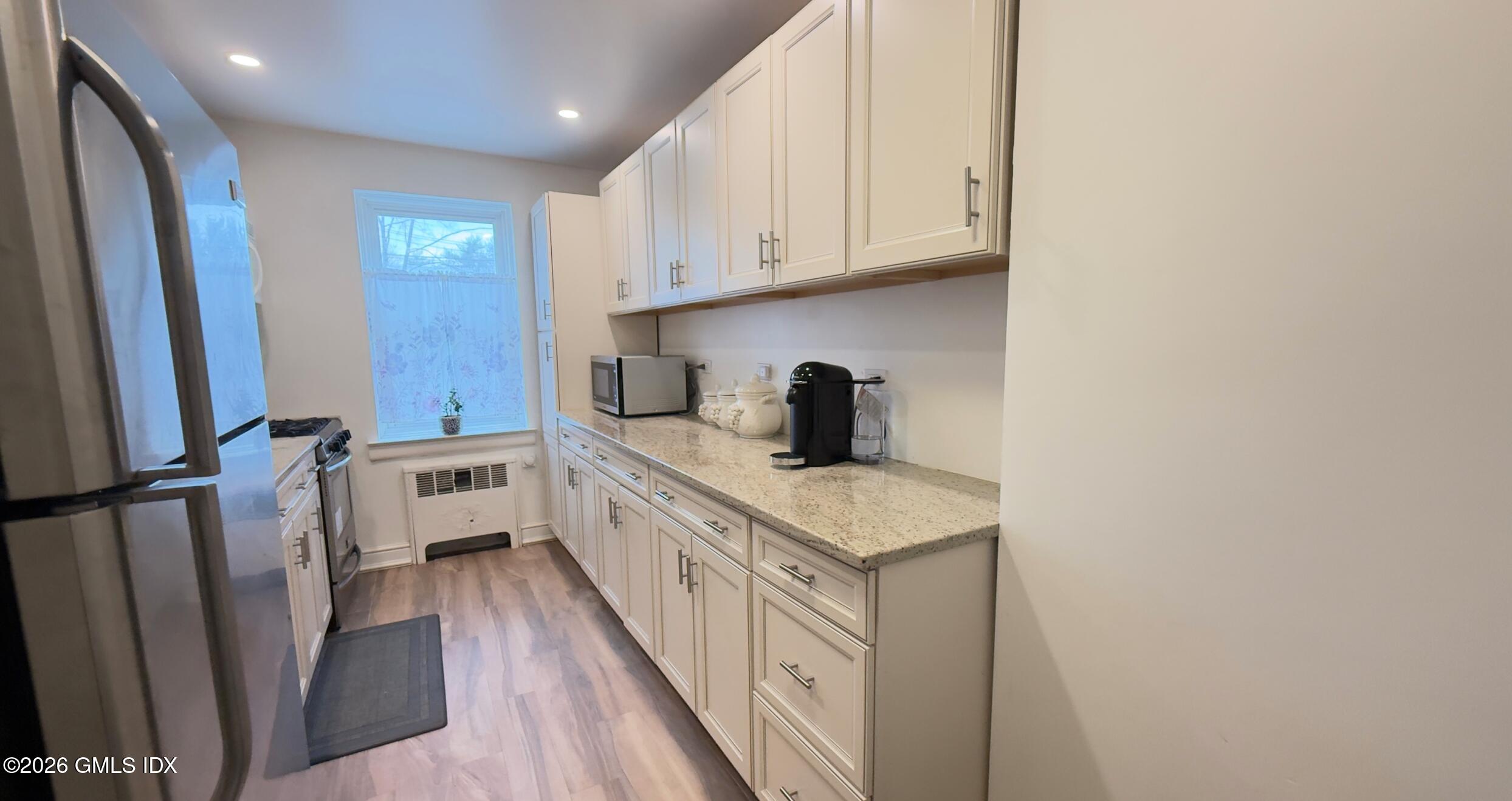 50 Lafayette Place, Unit 2H Greenwich, CT 06830 - Photo 10 of 21 Screen Shot 2026-04-02 at 1.01.40 PM
