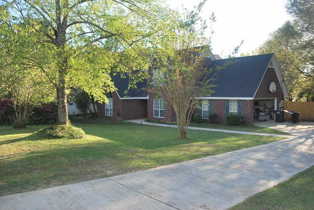142 Robbins Boulevard Daphne, AL 36526 - Photo 39 of 39 Front