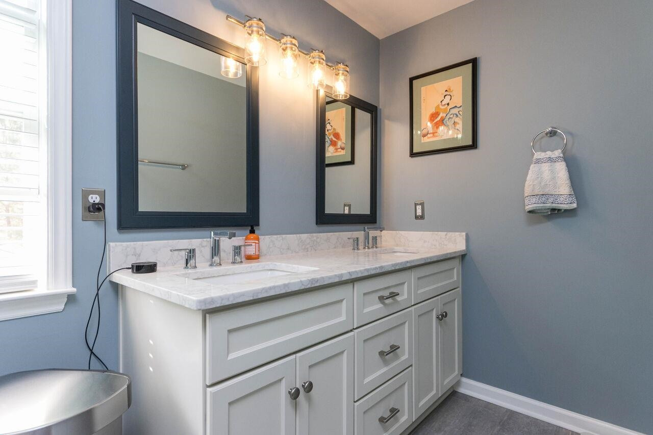 12 Rattan Bay Court Durham, NC 27713 - Photo 17 of 33 Ensuite Bathroom w/Dual Vanity