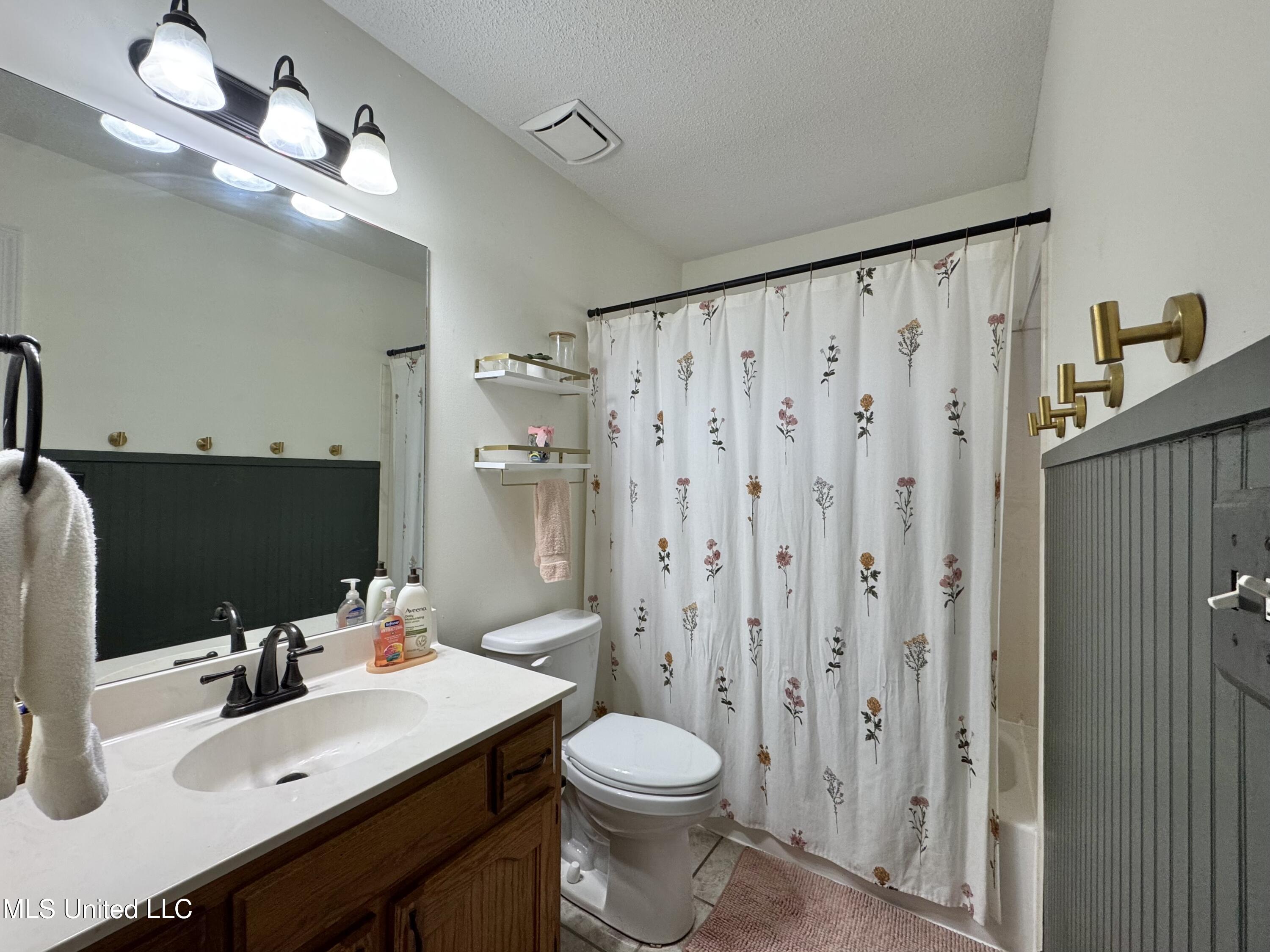 5608 Marlin Place Olive Branch, MS 38654 - Photo 26 of 48 IMG_5369