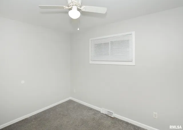 $85,000 | 955 24th Avenue, Rock Island, IL 61201