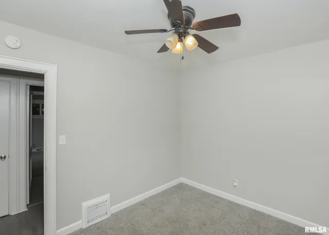 $85,000 | 955 24th Avenue, Rock Island, IL 61201