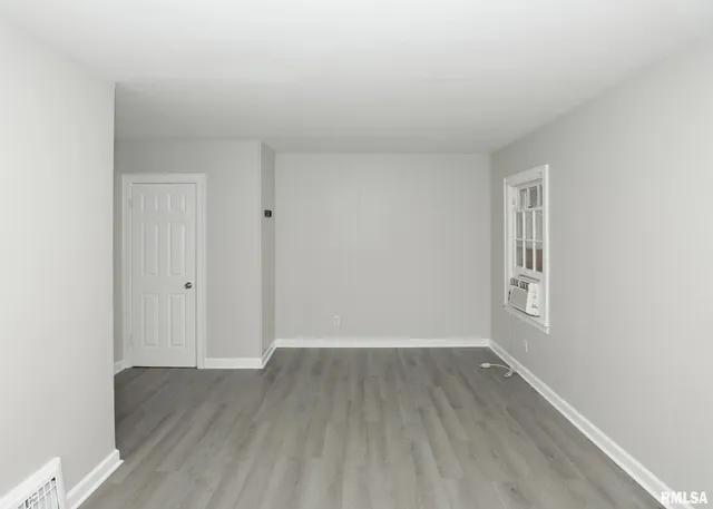 $85,000 | 955 24th Avenue, Rock Island, IL 61201