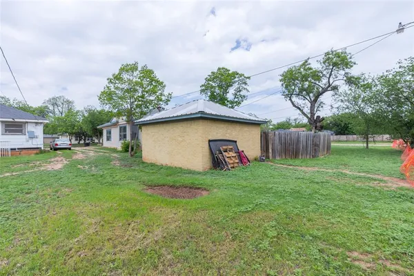$155,500 | 1609 Chestnut Street, Abilene, TX 79602