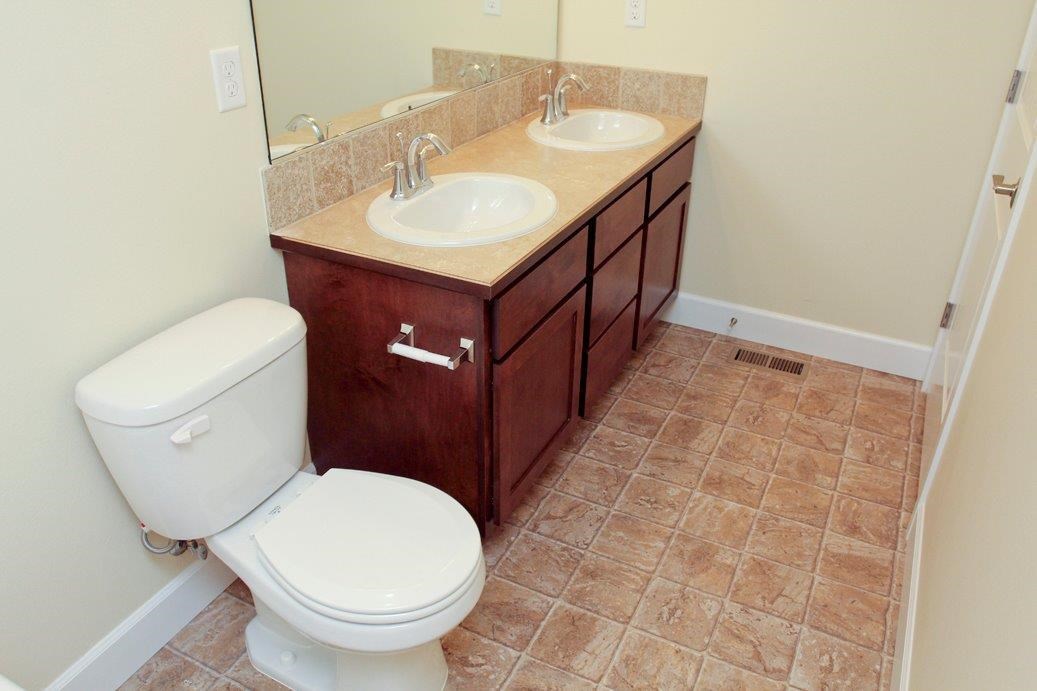 920 North Marcus Road, Unit WINDSOR Spokane Valley, WA 99216 - Photo 12 of 18