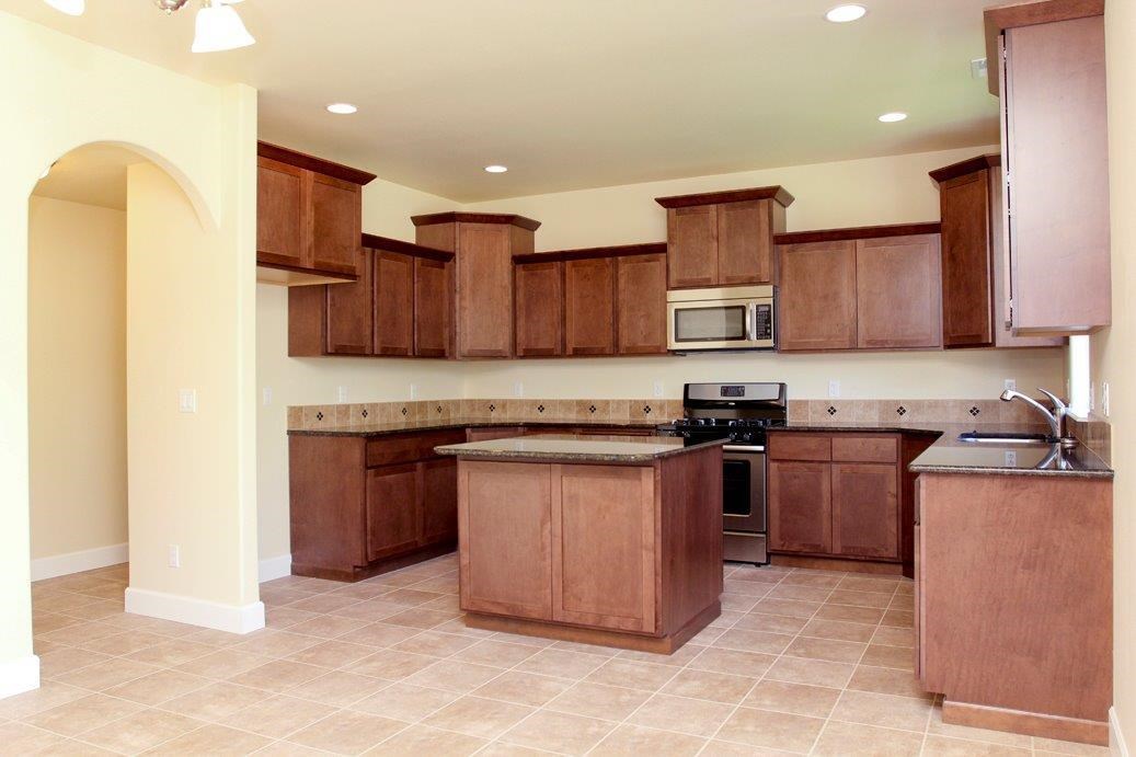 920 North Marcus Road, Unit WINDSOR Spokane Valley, WA 99216 - Photo 4 of 18
