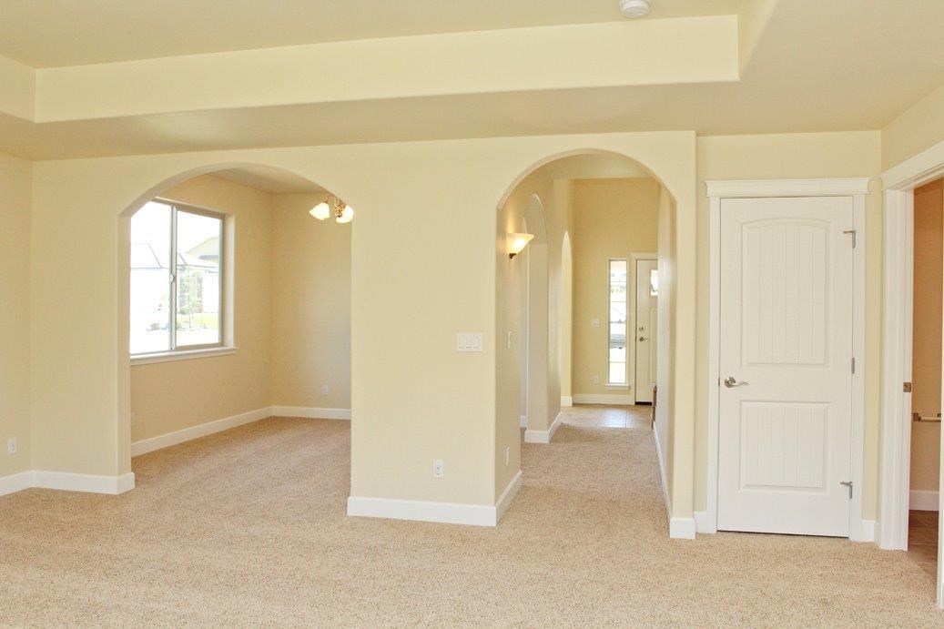 920 North Marcus Road, Unit WINDSOR Spokane Valley, WA 99216 - Photo 8 of 18
