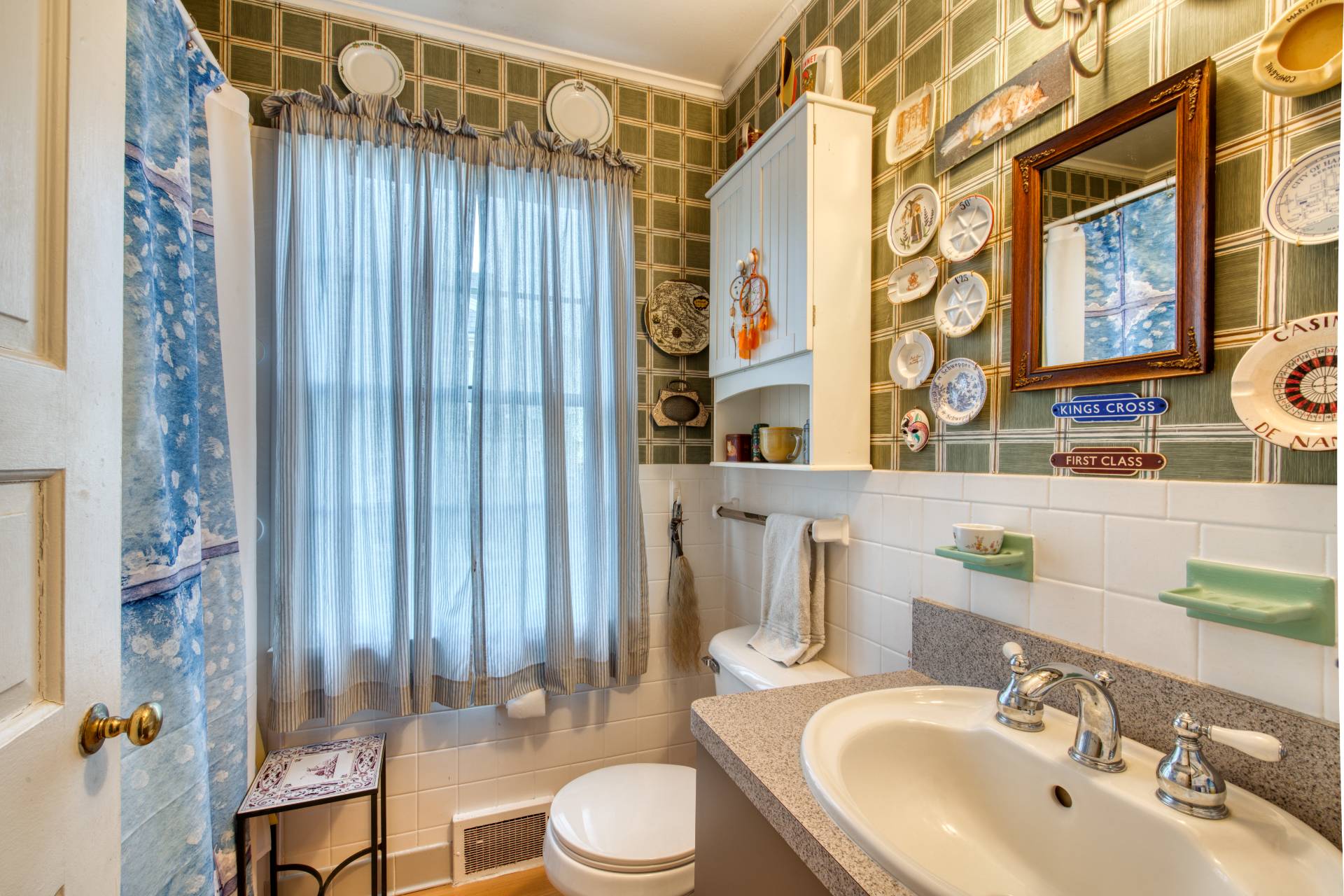 335 Sound View Road Orient, NY 11957 - Photo 19 of 22 a bathroom with a sink toilet and shower