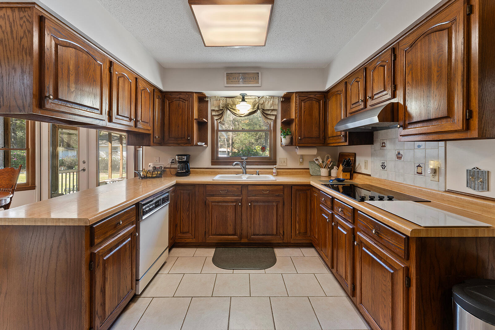 3687 Airport Road Crestview, FL 32539 - Photo 9 of 74 DSC01642