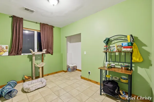 $1,500,000 | 3700 8th Avenue, Hudsonville, MI 49426