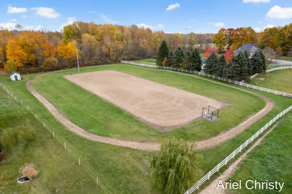 $1,500,000 | 3700 8th Avenue, Hudsonville, MI 49426