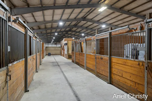 $1,500,000 | 3700 8th Avenue, Hudsonville, MI 49426