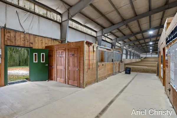 $1,500,000 | 3700 8th Avenue, Hudsonville, MI 49426