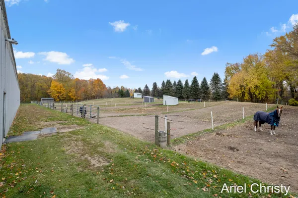 $1,500,000 | 3700 8th Avenue, Hudsonville, MI 49426