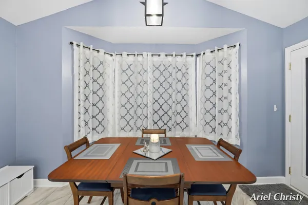 $1,500,000 | 3700 8th Avenue, Hudsonville, MI 49426