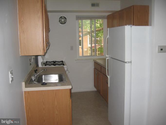 2636 Wade Road Southeast, Unit 11 Washington, DC 20020 - Photo 8 of 9 Kitchen #2