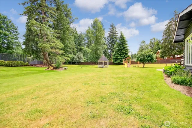 $4,500 | 13128 166th Avenue Southeast, Renton, WA 98059