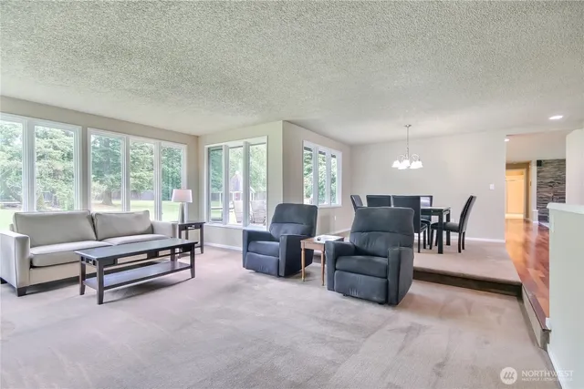 $4,500 | 13128 166th Avenue Southeast, Renton, WA 98059