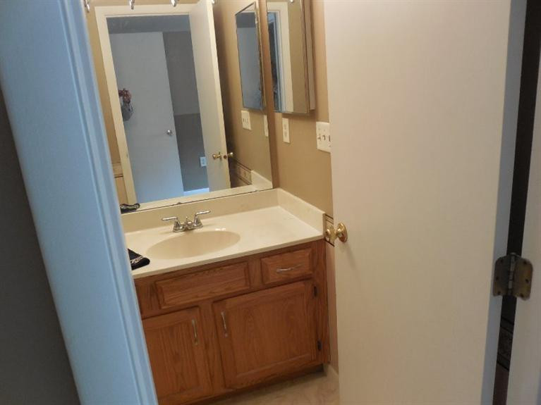 300 Timber Ridge Drive, Unit 9 Newport, KY 41071 - Photo 11 of 19 Gallery Image 11