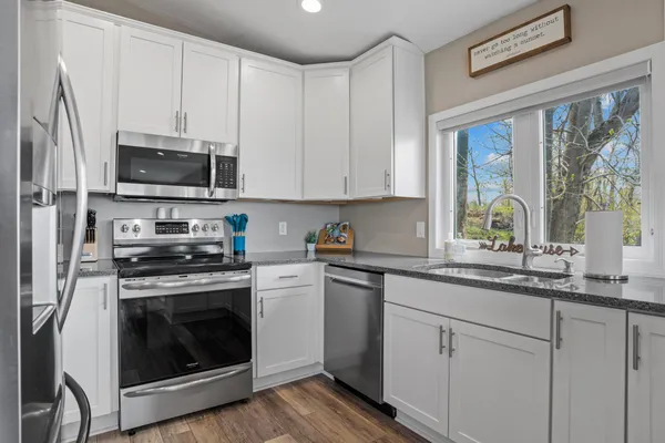 $445,000 | 18013 Roberds Lake Boulevard, Faribault, MN 55021