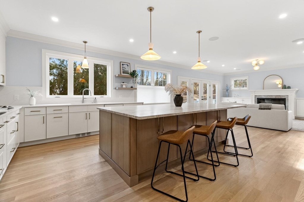 45 Webster Road Lexington, MA 02421 - Photo 5 of 42