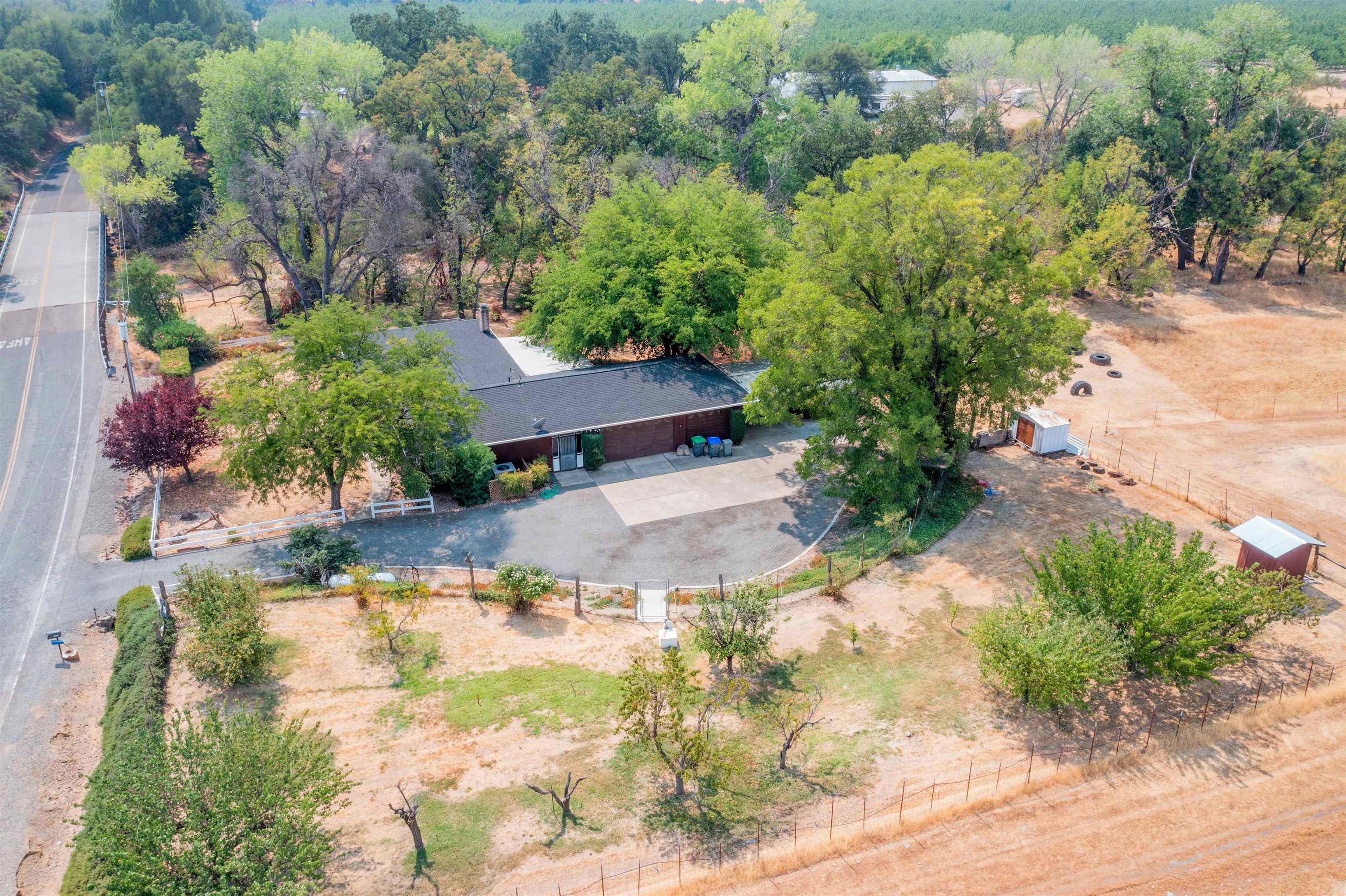 12415 Willard Road Red Bluff, CA 96080 - Photo 33 of 39 Gallery Image 33