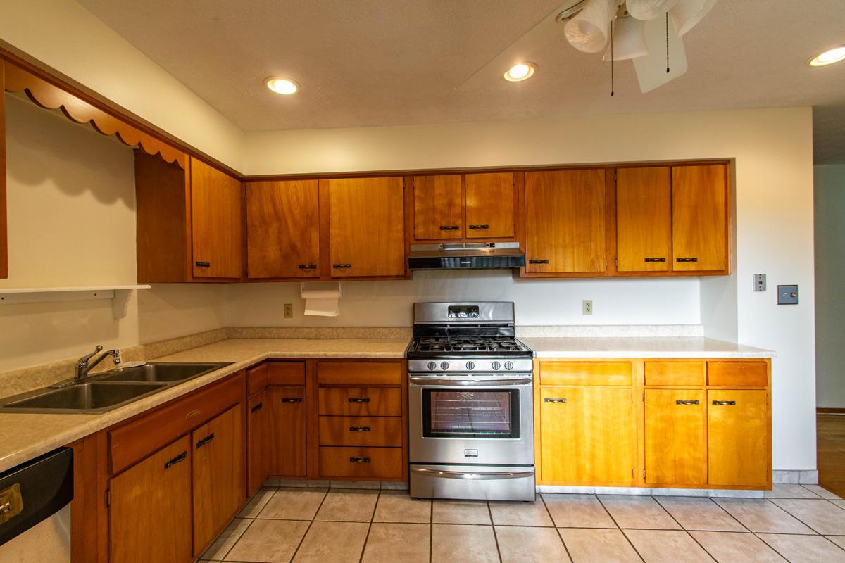 1261 Gresham Road Columbus, OH 43204 - Photo 23 of 28 Gallery Image 23