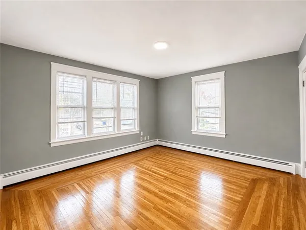 $1,800 | 1003 Atwells Avenue, Unit 2, Providence, RI 02909