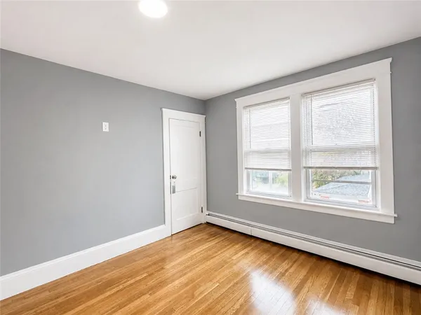 $1,800 | 1003 Atwells Avenue, Unit 2, Providence, RI 02909