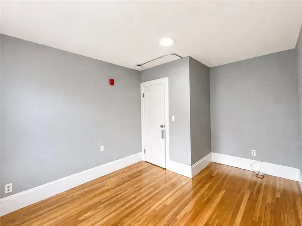 $1,800 | 1003 Atwells Avenue, Unit 2, Providence, RI 02909