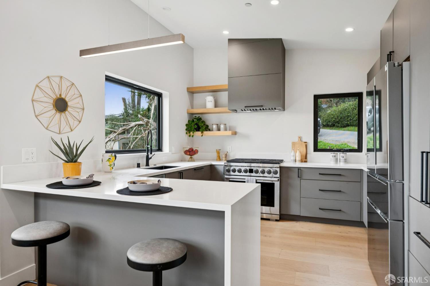 882 Stetson Street Moss Beach, CA 94038 - Photo 8 of 31