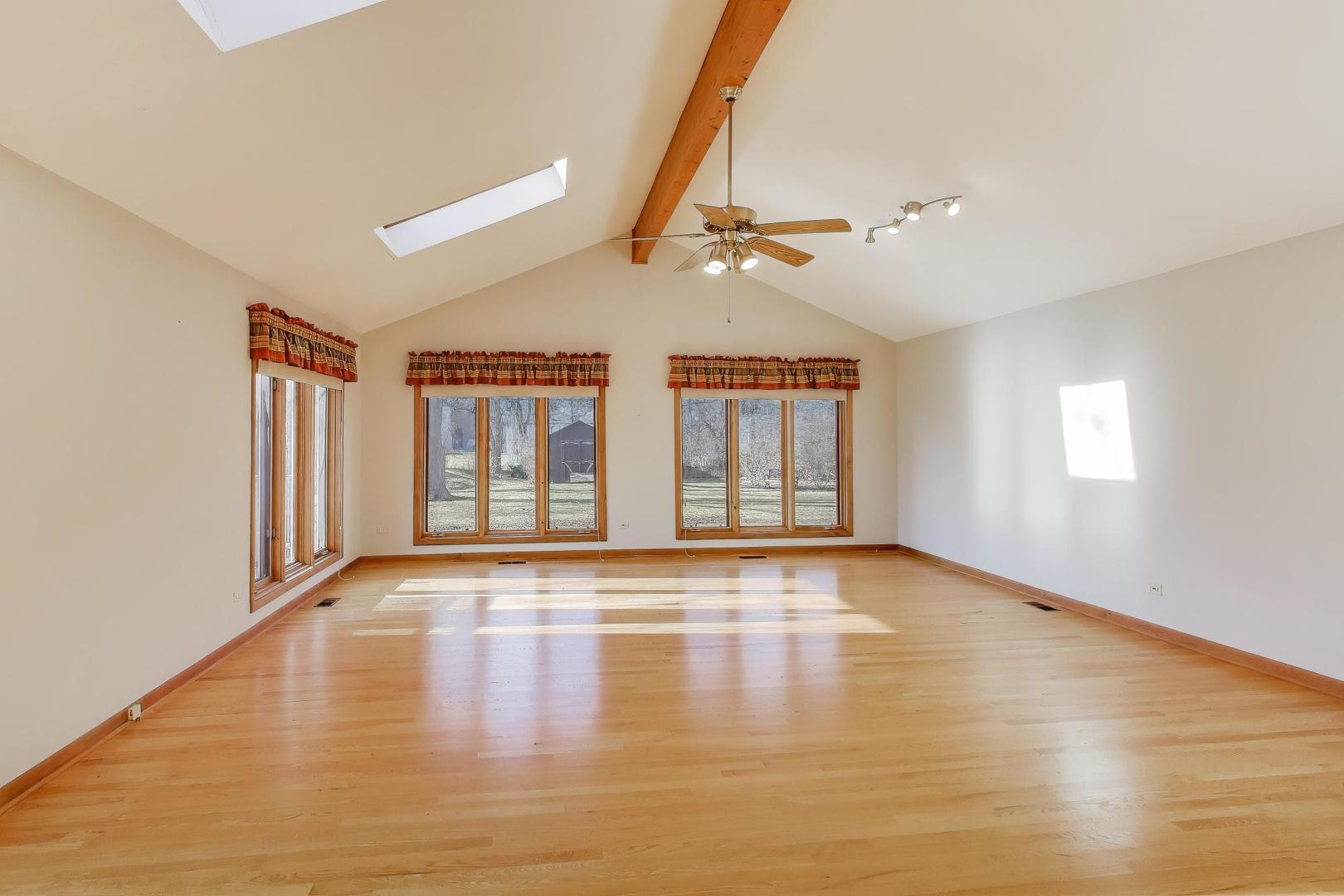 316 Linden Road Northbrook, IL 60062 - Photo 14 of 40