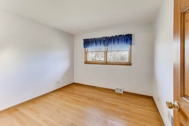 $599,000 | 316 Linden Road, Northbrook, IL 60062