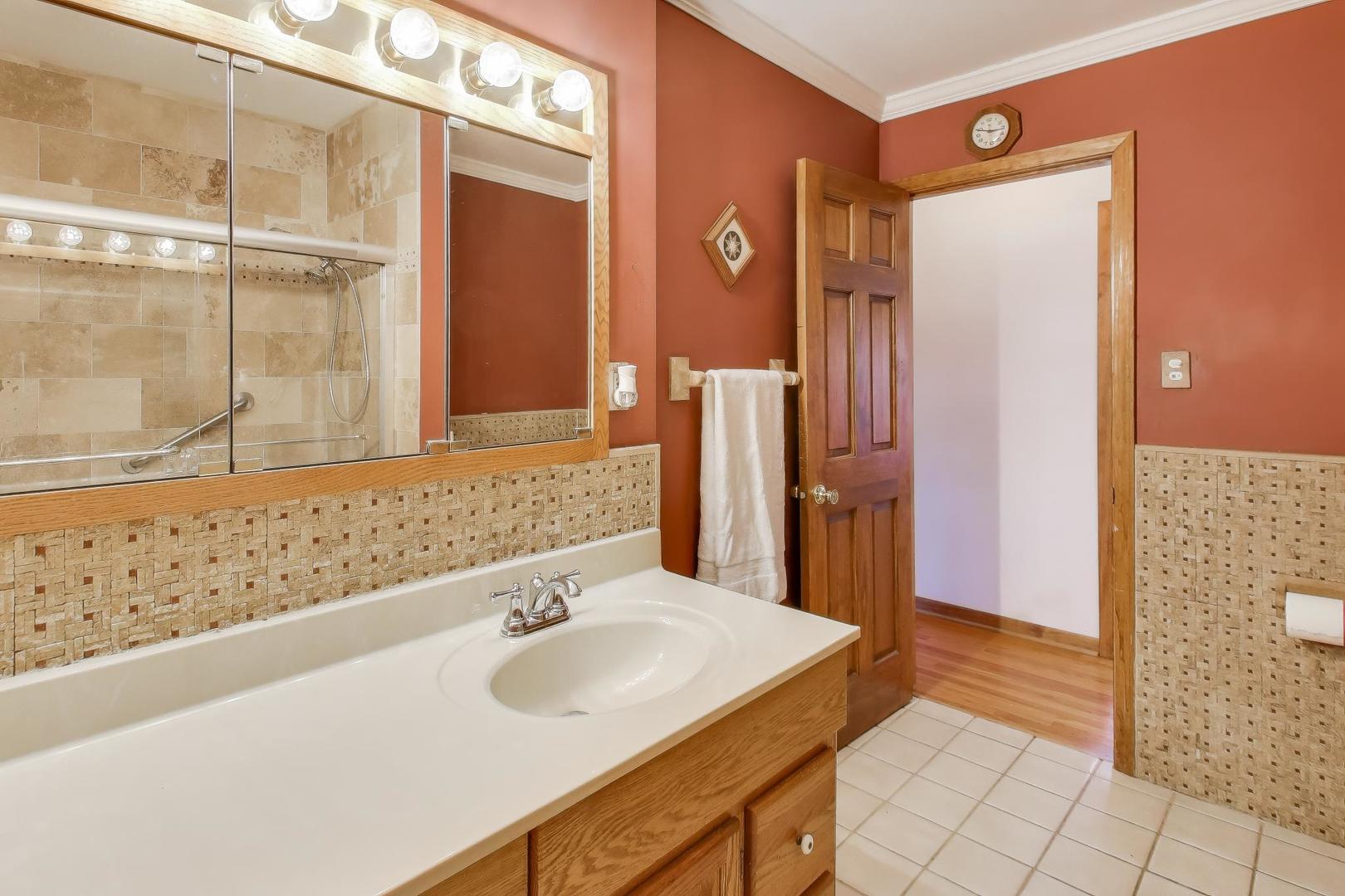 316 Linden Road Northbrook, IL 60062 - Photo 23 of 40