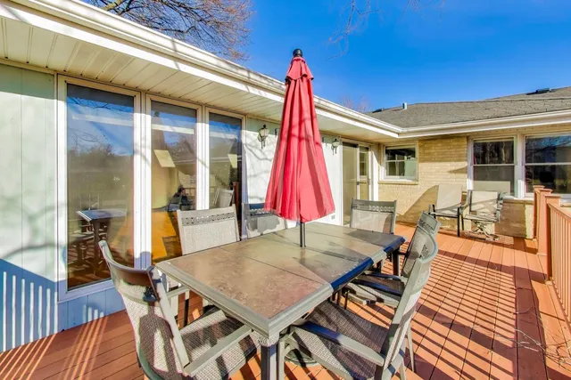 $599,000 | 316 Linden Road, Northbrook, IL 60062