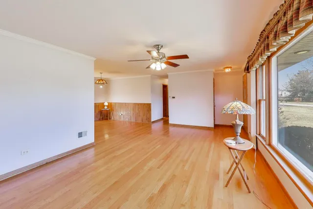 $599,000 | 316 Linden Road, Northbrook, IL 60062