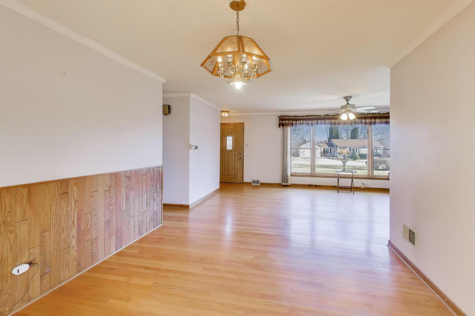 316 Linden Road Northbrook, IL 60062 - Photo 7 of 40