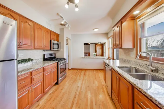 $599,000 | 316 Linden Road, Northbrook, IL 60062