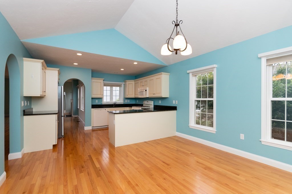 20 Prestwick Road, Unit 20 Bourne, MA 02532 - Photo 6 of 31