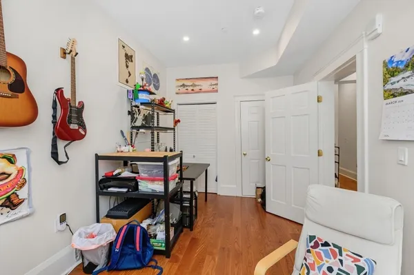 $6,500 | 25 Bay State Road, Unit 2, Boston, MA 02215