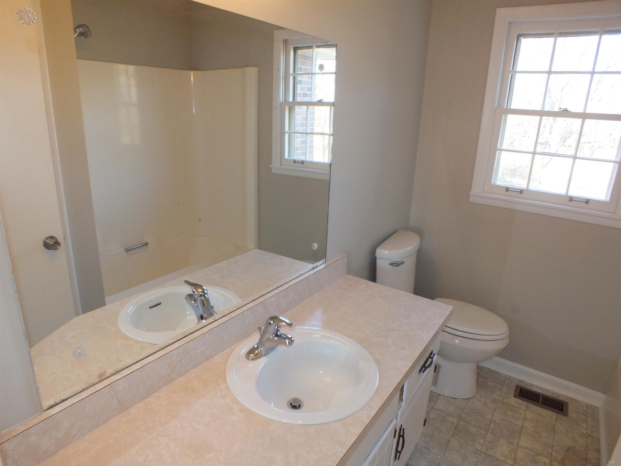891 Coleman Road Murfreesboro, TN 37127 - Photo 11 of 15 Gallery Image 11