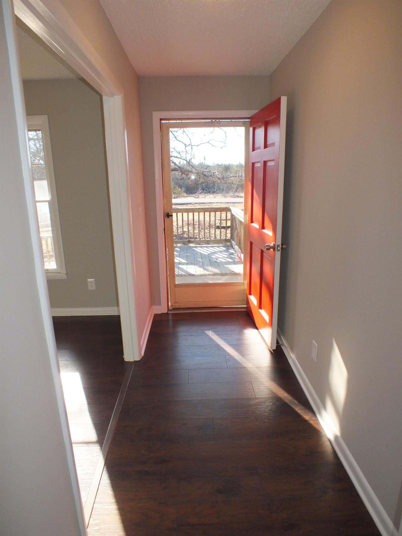 891 Coleman Road Murfreesboro, TN 37127 - Photo 2 of 15 Gallery Image 2