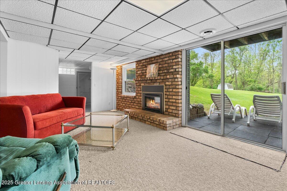 2805 North Stewart Road Charlotte, MI 48813 - Photo 27 of 41 39-Media Jett - 38