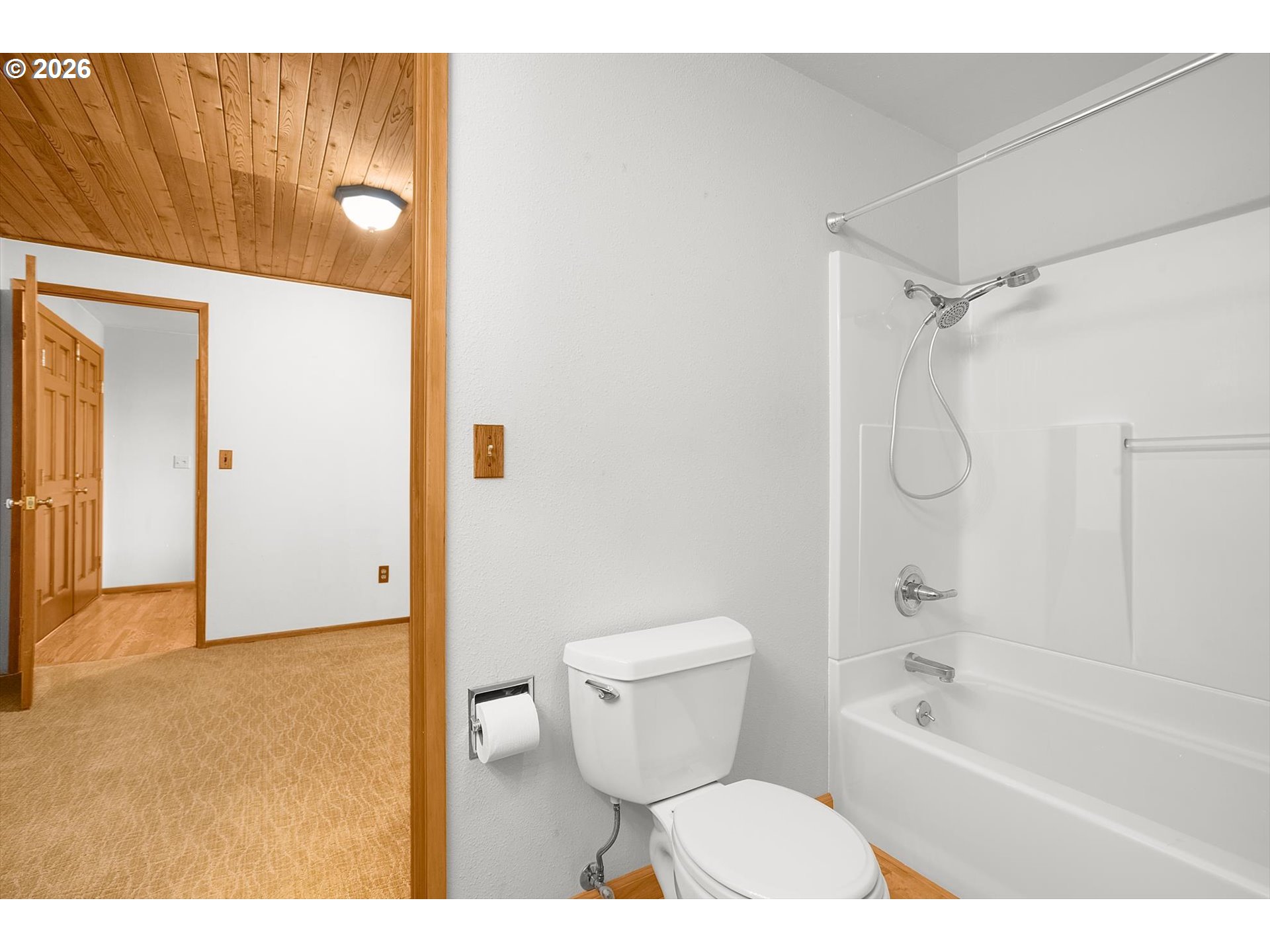 34014 Marys River Estates Road Philomath, OR 97370 - Photo 32 of 48 Bathroom, Attached