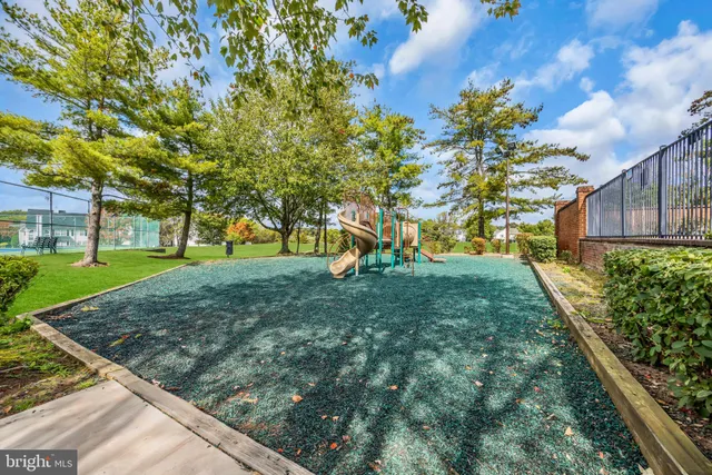 $389,900 | 22 Arthur Glick Boulevard, Franklin Park, NJ 08823