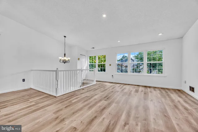 $389,900 | 22 Arthur Glick Boulevard, Franklin Park, NJ 08823