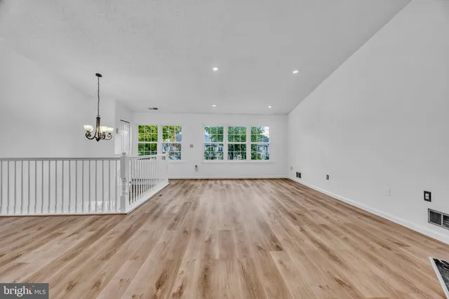 $389,900 | 22 Arthur Glick Boulevard, Franklin Park, NJ 08823