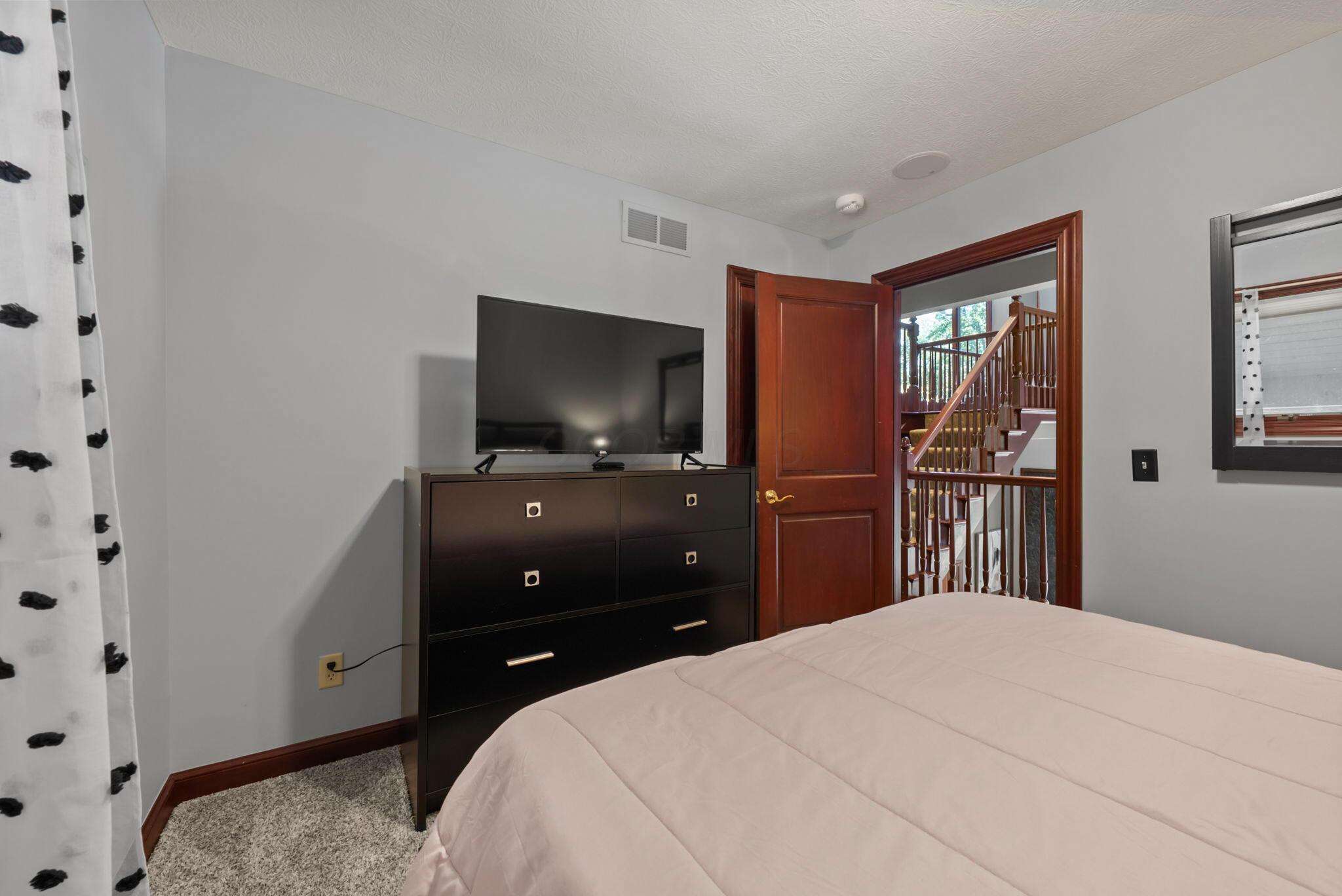 17980 Gambier Road Mount Vernon, OH 43050 - Photo 42 of 123 Bedroom 2