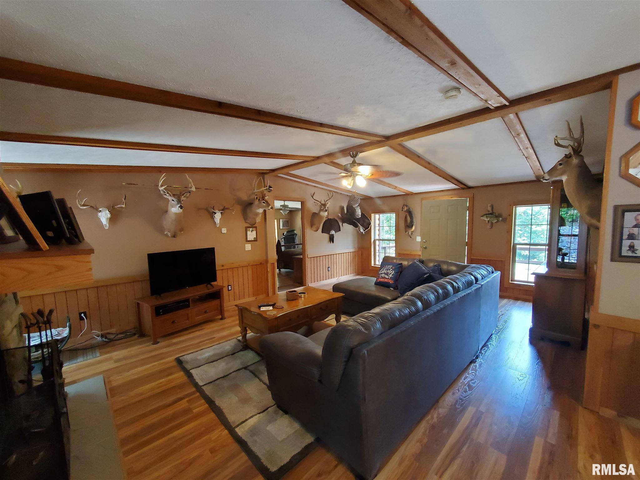 241 Bassett Road Elizabethtown, IL 62931 - Photo 9 of 20 Gallery Image 9